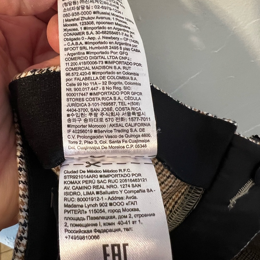 Banana Republic Women's Tan Checkered Cargo Pants 10 - Picture 8 of 10